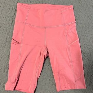 size 8 lululemon shorts